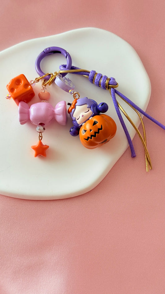 POP MART -  Pop Bean Halloween Charm -Authentic - SKULLPANDA