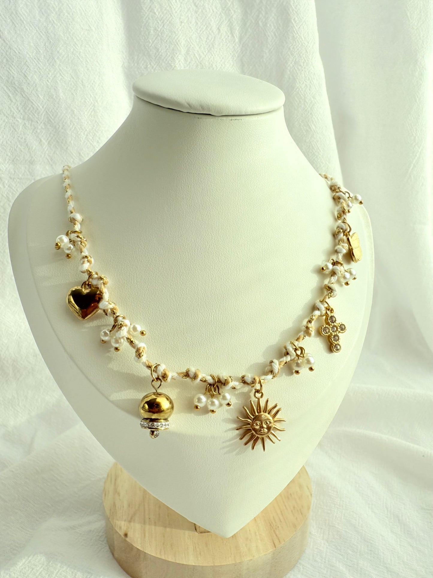 Golden Sun Necklace with Gold Pendants – Elegant Women’s Jewelry